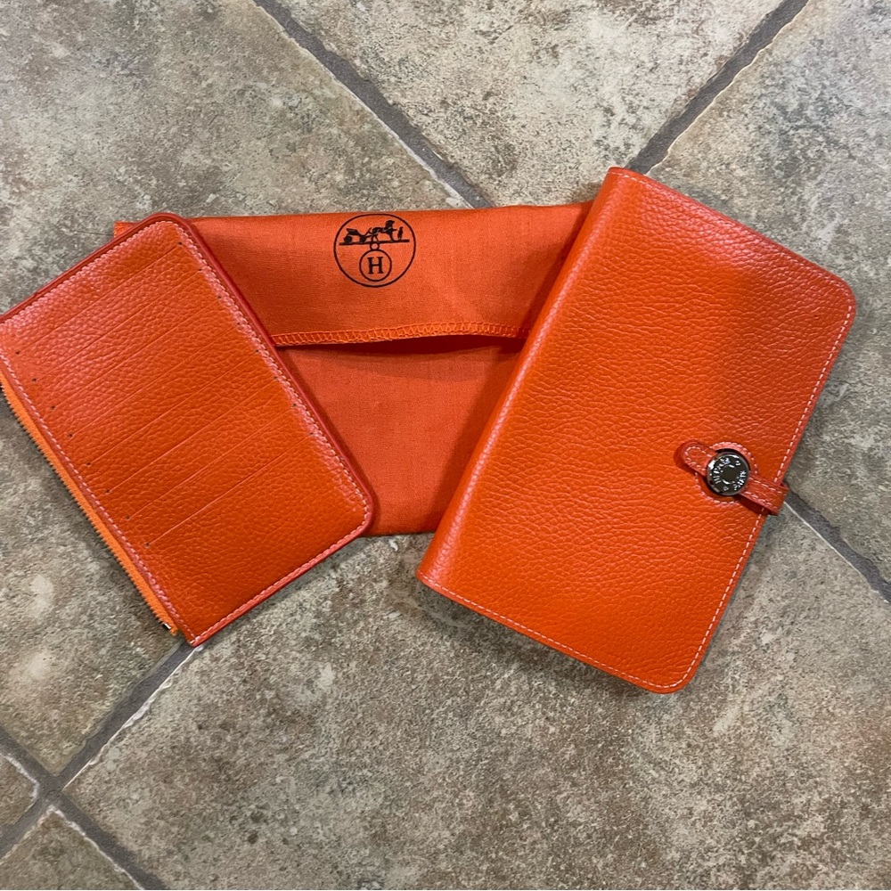 Hermes wallet clutch with insert